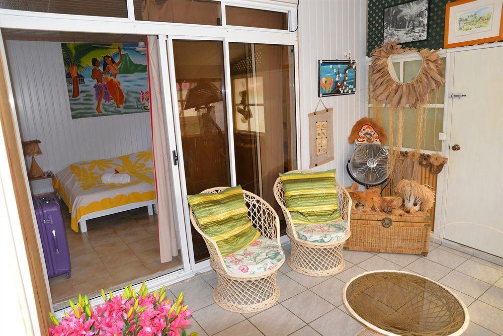 Au Phil Du Temps Hotel Patio Kültér fotó
